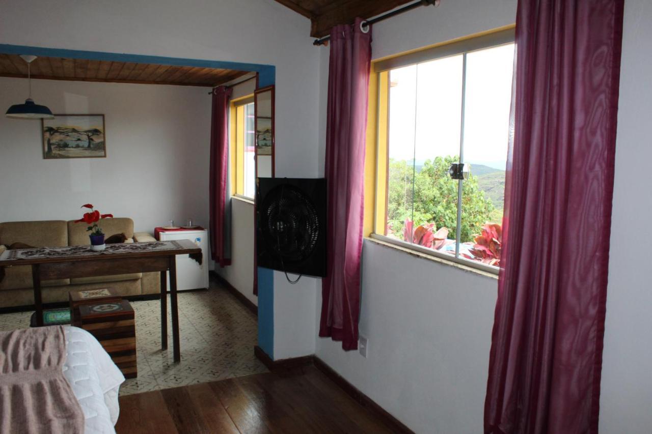 Bed & Breakfast Aconchego Da Valdirene Lavras Novas